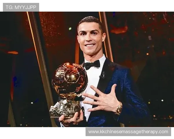 C罗再创辉煌，第五次夺得金球奖后的状态备受关注