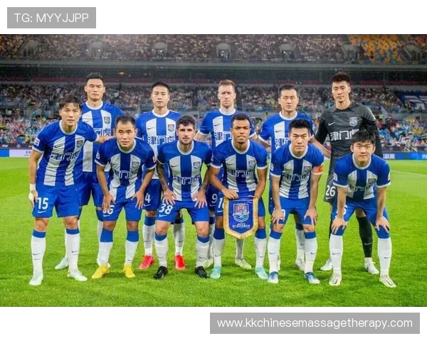 上海海港冠军阵容本赛季表现稳健竞争力增强