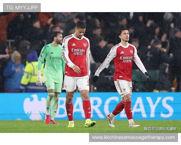 阿森纳比赛控制力受中场节奏变化影响,当前阶段对球队稳定性面临考验 阿森纳比赛控制力受中场节奏变化影响,当前阶段对球队稳定性面临考验