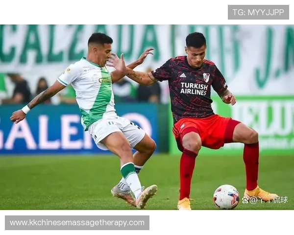 河床爆发赛季:阿尔瓦雷斯如何打出南美顶级数据 河床爆发赛季:阿尔瓦雷斯如何打出南美顶级数据