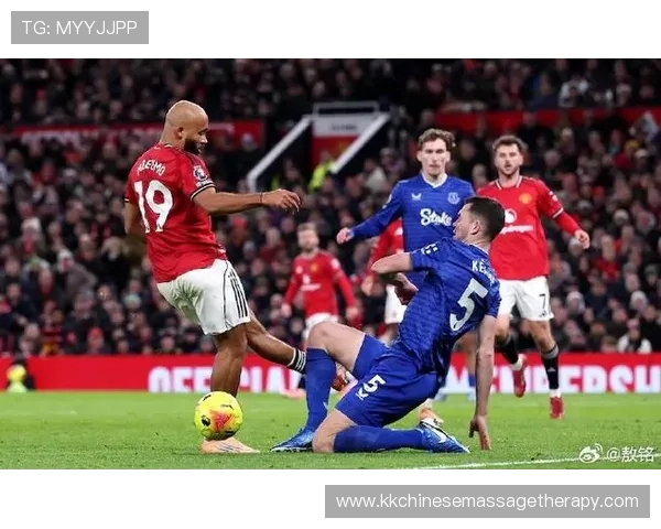 曼联锋线效率问题在近期比赛中显现,对球队进攻稳定性带来明显影响 曼联锋线效率问题在近期比赛中显现,对球队进攻稳定性带来明显影响