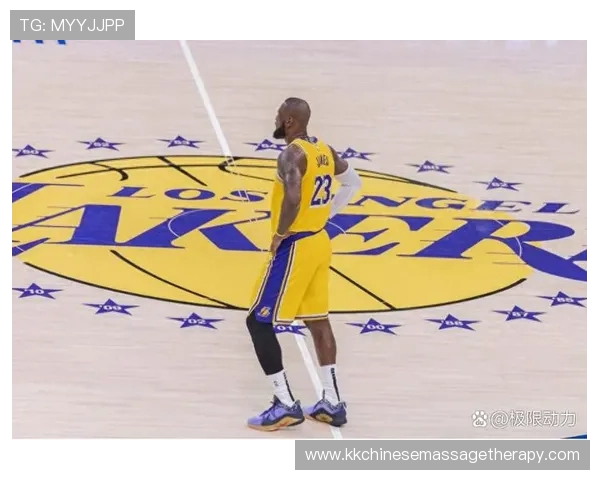 乔丹生涯场均30+分，比詹姆斯更以中距离单打主导