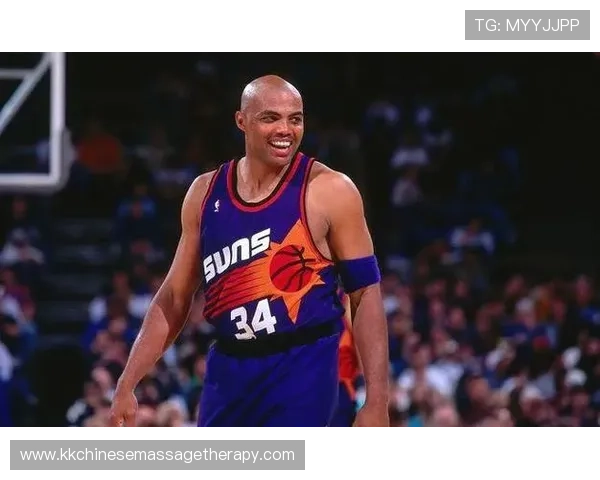 查尔斯·巴克利篮下强攻效率远超同期内线对手提升球队终结力